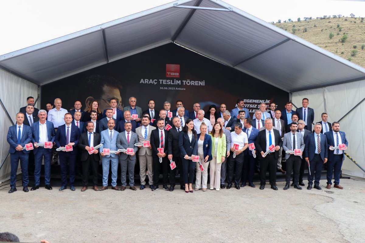 Afyonkarahisar Belediyesi’nin Araç Filosu Güçlendirildi