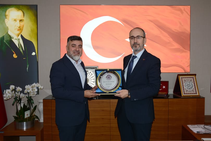 Afyonkarahisar İl Sağlık Müdürü Dr. Hakkı Öztürk'e Muhtarlar Derneği Ziyareti