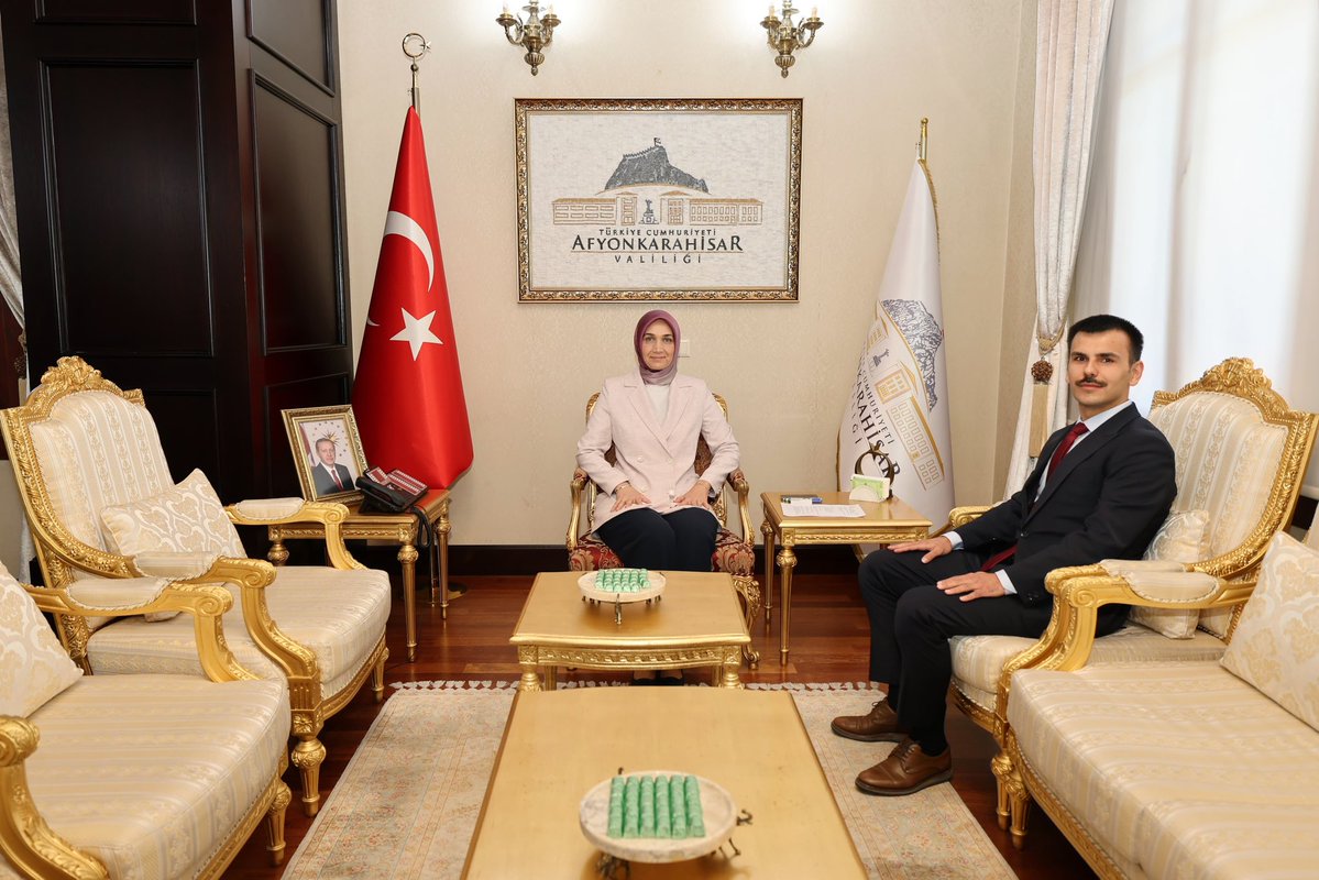 Afyonkarahisar Valisi Yiğitbaşı, Adalet Komisyon Başkanı Turan’ı Yeni Görevinde Tebrik Etti
