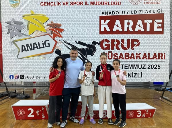 Afyonlu Karateciler ANALİG'den 7 Madalya ile Döndü