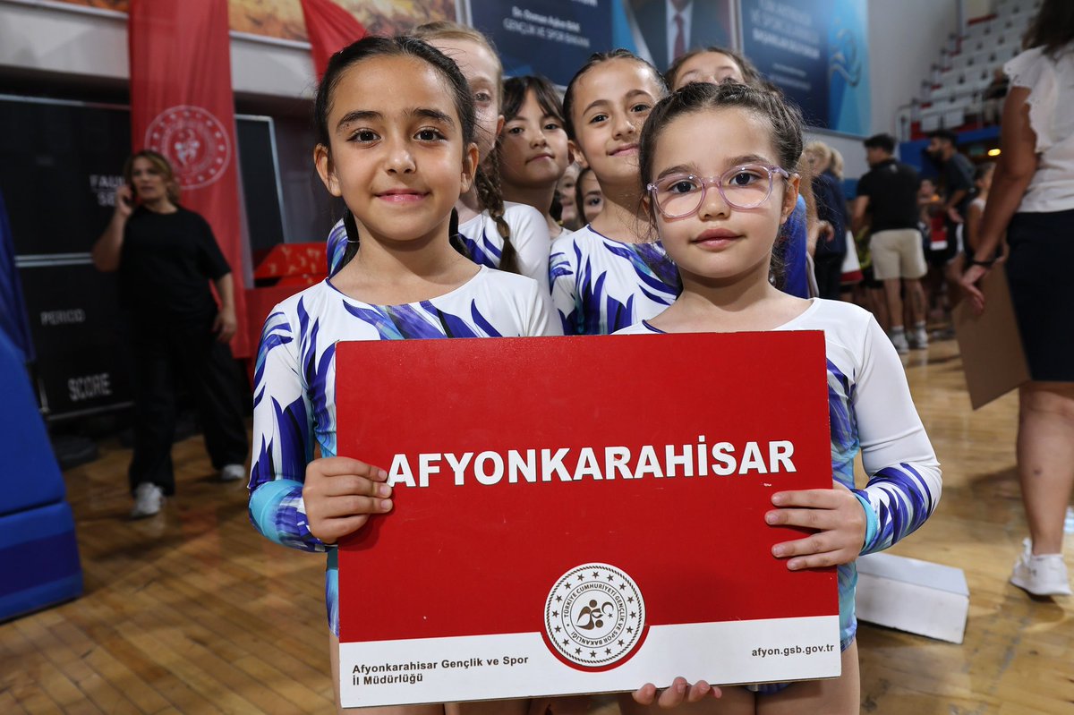 Afyonkarahisar'da Cimnastik İller Arası Türkiye Şampiyonası Başladı