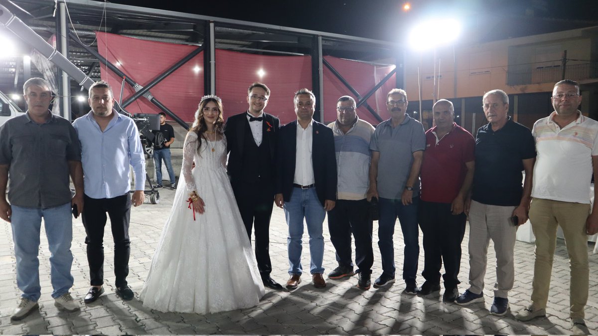CHP Afyonkarahisar İl Başkanı Erhan, Hocalar'daki Düğün Törenine Katıldı