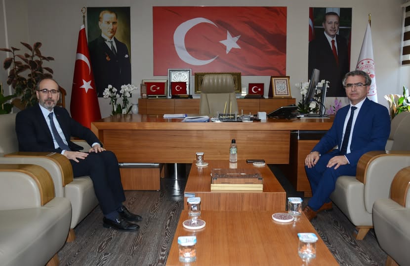 Afyonkarahisar İl Sağlık Müdürü Karabacak Yargıtay'a Atandı