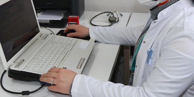 Aile Hekimliği Başvuru Süresi 1 Yıla Çıkarıldı: Sağlık Bakanlığı Düzenlemesi