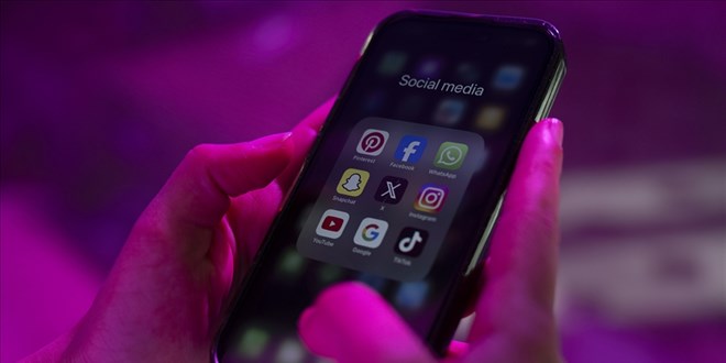 Yapay Zeka Çağında Bot Hesaplar Toplumu Etkiliyor: Uzmanlardan Uyarı