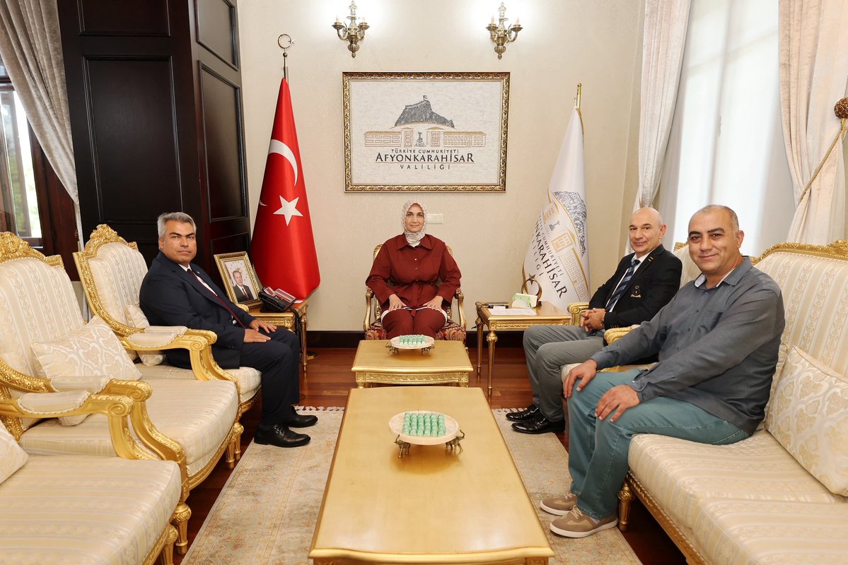 Afyonkarahisar Valisi Doç. Dr. Kübra Güran Yiğitbaşı, Medya Temsilcilerini Kabul Etti