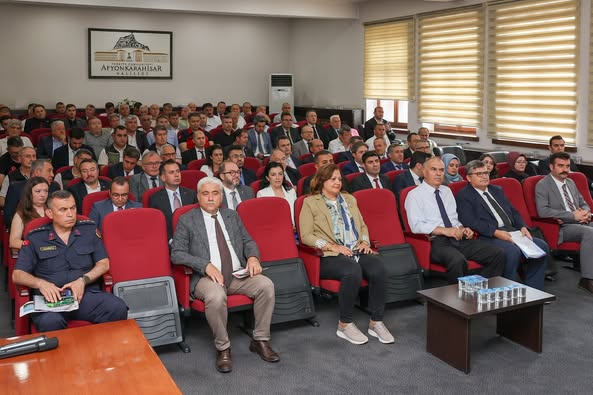 Afyonkarahisar'da 2025 Proje Değerlendirme Toplantısı Yapıldı