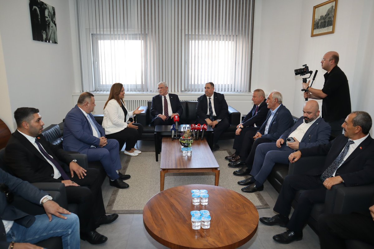 İyi Parti Heyeti Afyonkarahisar Belediye Başkanı'nı Ziyaret Etti