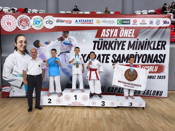 Afyonkarahisar'dan Minikler Türkiye Karate Şampiyonası'nda Büyük Başarı