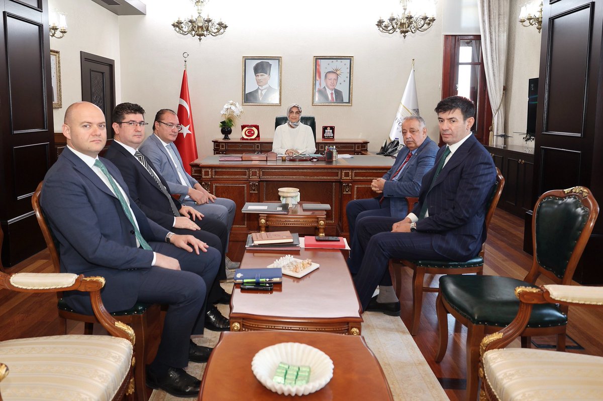 Afyonkarahisar Valiliği'nde Değerlendirme Toplantısı Yapıldı