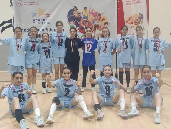 Afyonkarahisar Hentbol Takımları Türkiye Finallerine Yükseldi