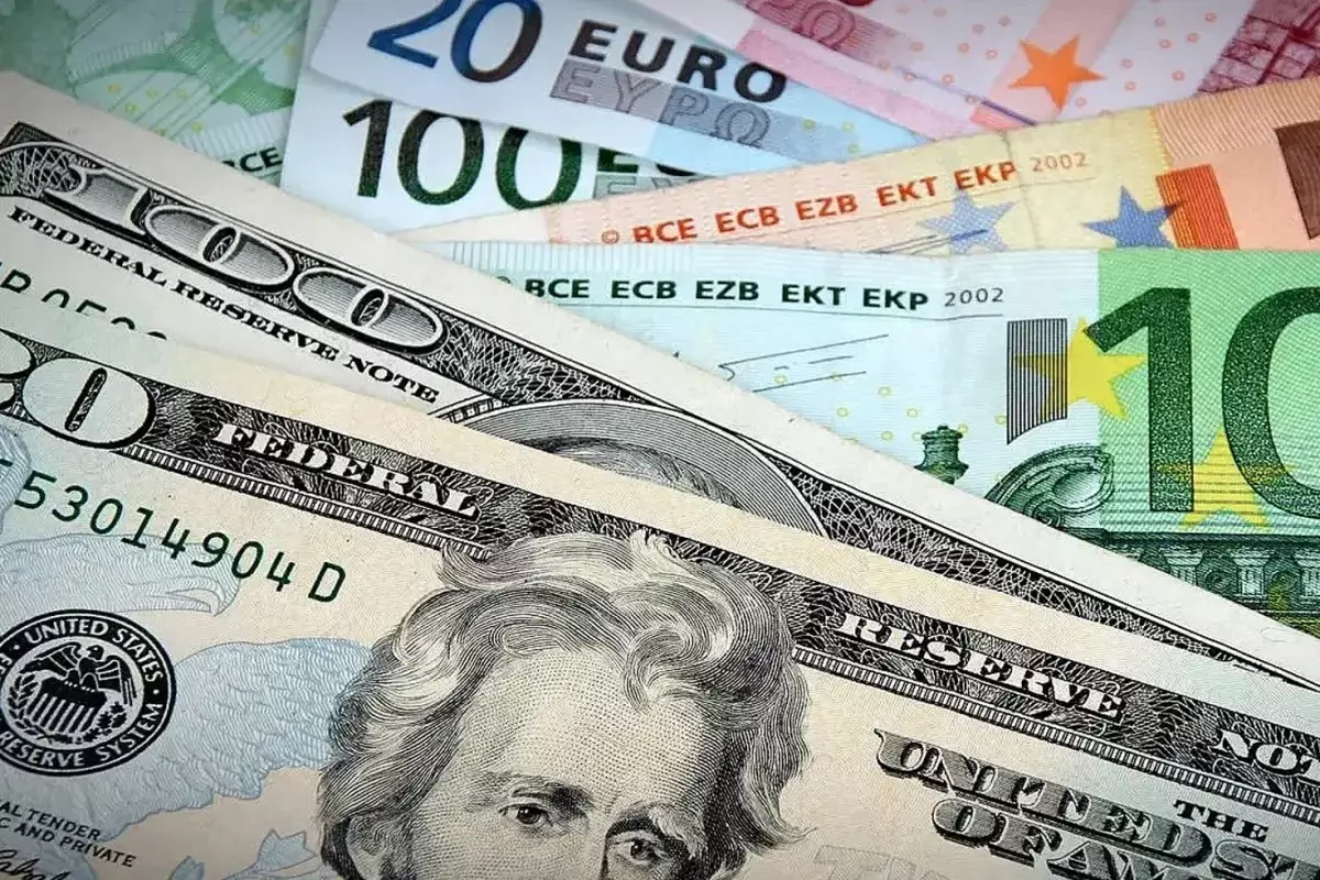 Dolar ve Euro Güne Düşüşle Başladı: 25 Temmuz Güncel Kurlar