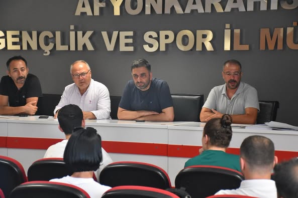 Afyonkarahisar'da ANALİG Yüzme Müsabakaları Başlıyor
