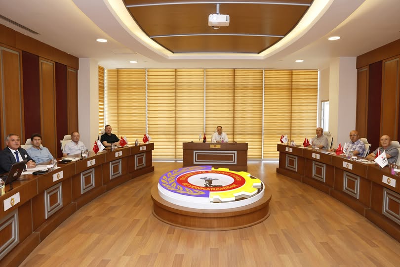 Afyon Eğitim Vakfı, Yönetim Kurulu Toplantısı ile Eğitim Vizyonunu Gözden Geçirdi