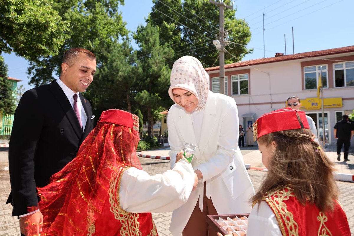 Afyonkarahisar Valisi Kızılören Kaymakamlığını Ziyaret Etti