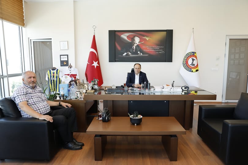 Afyonkarahisar TOBB Kız Anadolu İmam Hatip Lisesi Müdürü, Ticaret ve Sanayi Odası'nı Ziyaret Etti