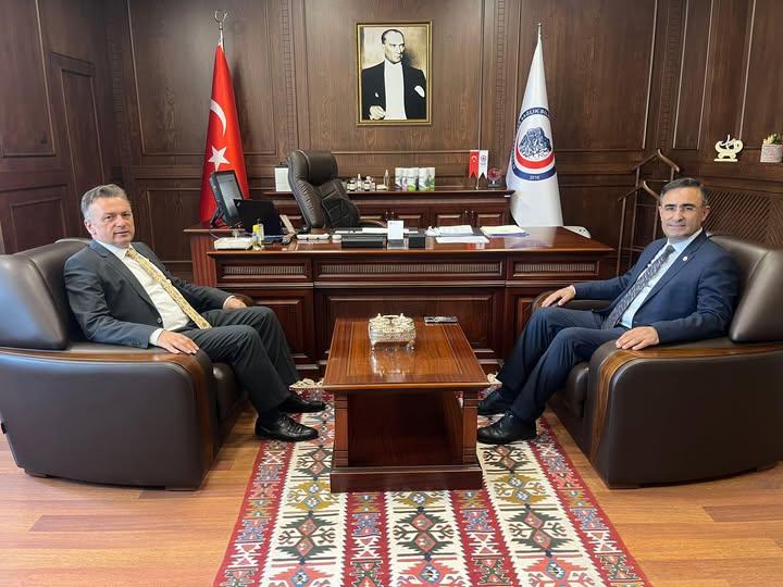 AFSÜ Rektör Vekili, Afyonkarahisar Milletvekili Hasan Arslan'ı Ağırladı