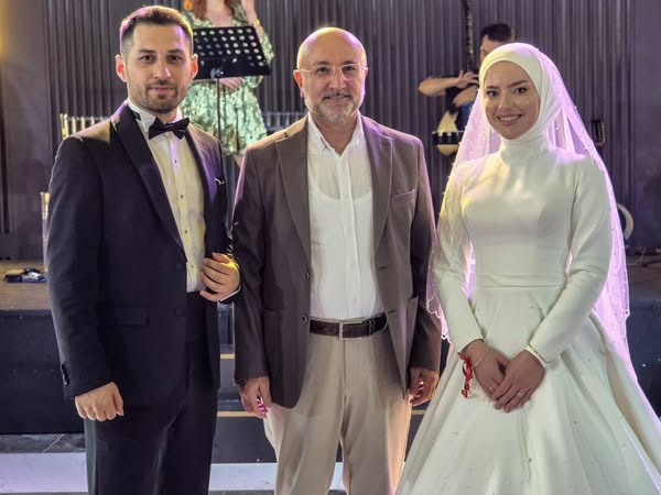 AK Parti İl Başkanı Şahin, Afyonkarahisar'da Mutlu Çifti Düğünlerinde Şereflendirdi