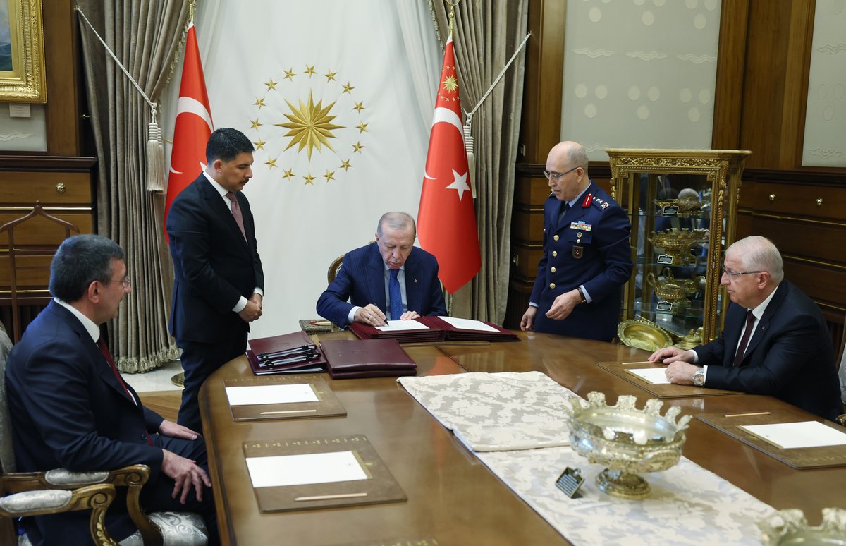 Yüksek Askeri Şura Toplantısı'nda Önemli Kararlar Alındı
