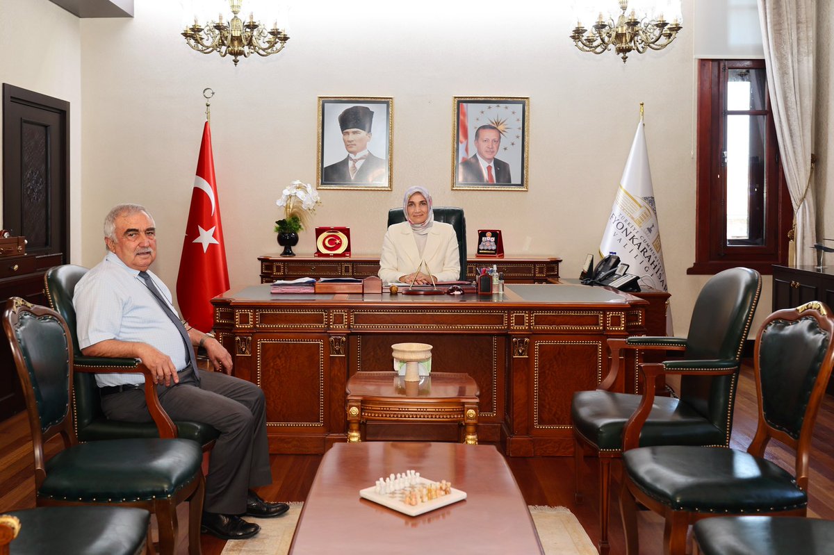 Afyonkarahisar Valisi, Atatürkçü Düşünce Derneği Başkanı ile Bir Araya Geldi