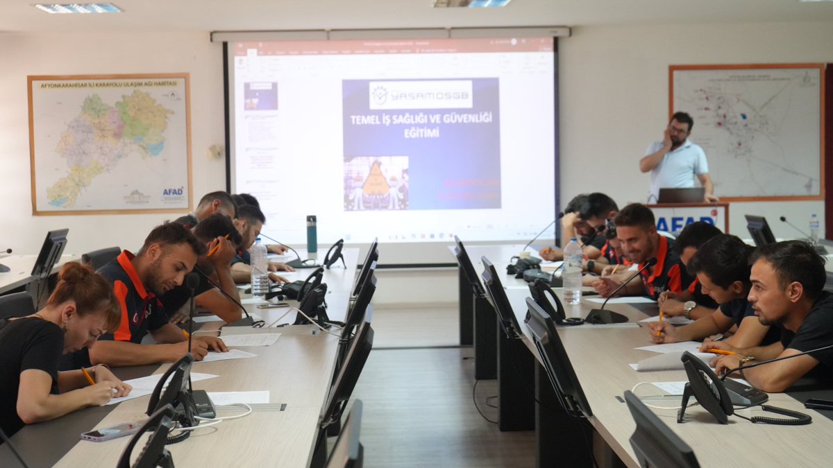 AFAD Afyonkarahisar'da Yeni Personellere İş Sağlığı ve Güvenliği Eğitimi