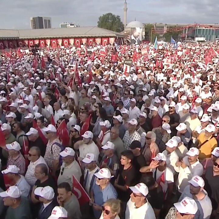 İyi Parti Milletvekili Hakan Şeref Olgun'dan Vatan Sevgisi Mesajı