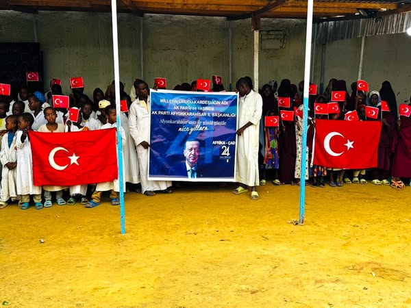AK Parti'den Afrika'ya Kardeşlik Mesajı: 24 Adaklık Kurbanla Birliktelik Gösterildi