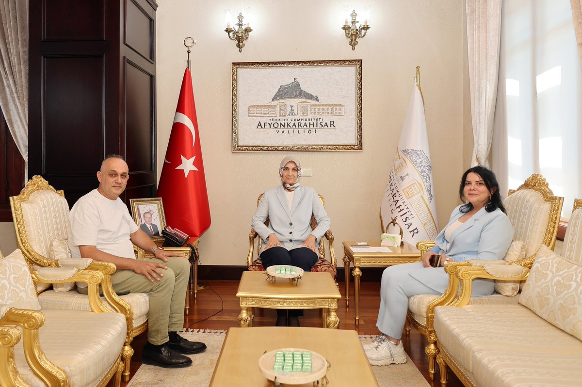 Afyonkarahisar Valisi Kübra Güran Yiğitbaşı, Kanal 3 Temsilcilerini Makamında Kabul Etti