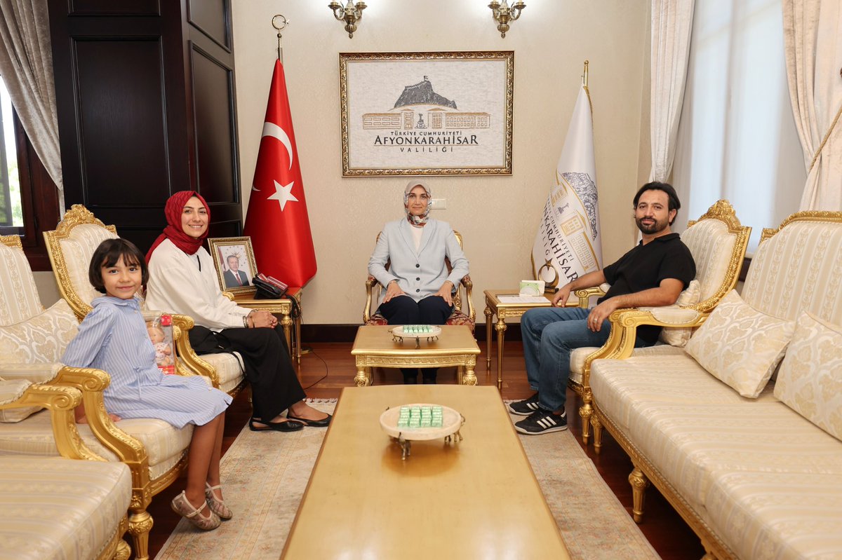 Afyonkarahisar Valisi, TRT World Yetkilileriyle Bir Araya Geldi
