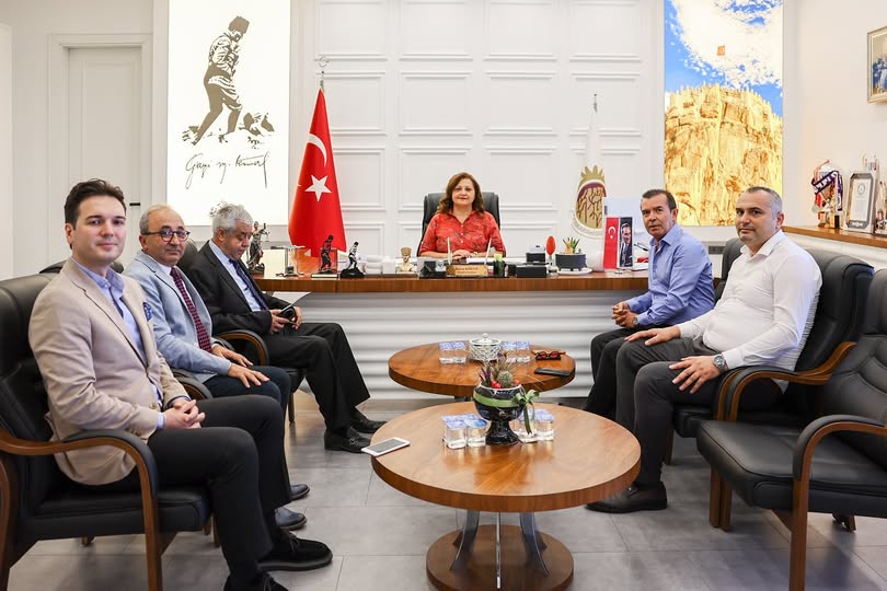 Afyonkarahisar Belediye Başkanı Köksal, Anadolu Basın Birliği ile İstişare Toplantısı Yaptı