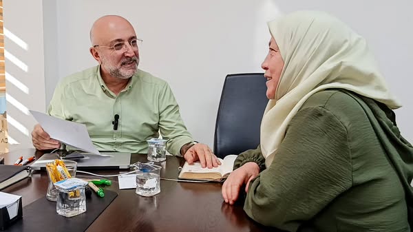 AK Parti Afyonkarahisar İl Başkanlığı'ndan Vatandaşlarla Halk Günü Buluşması