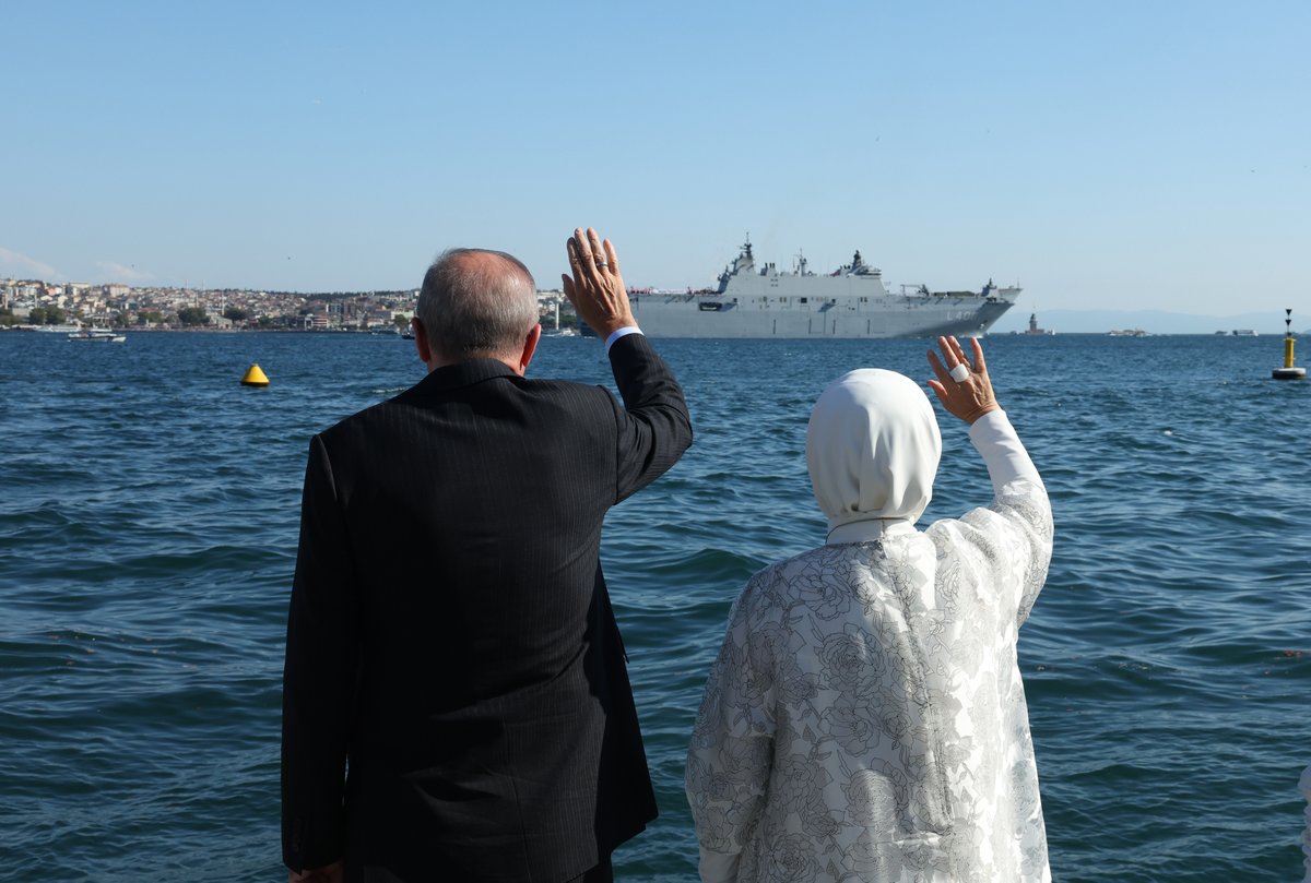 Mavi Vatan Yolculuğu: Türk Deniz Kuvvetleri'nin Gücünü Gösterdi