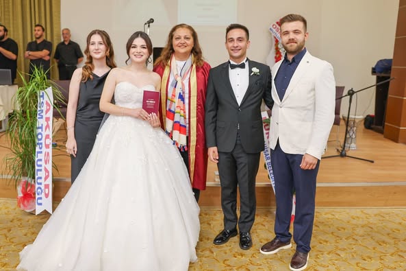 Afyonkarahisar'da Mutlu Evliliğe İlk Adım: Sıla Erden ve Nebi Talha Okyar Nikahı
