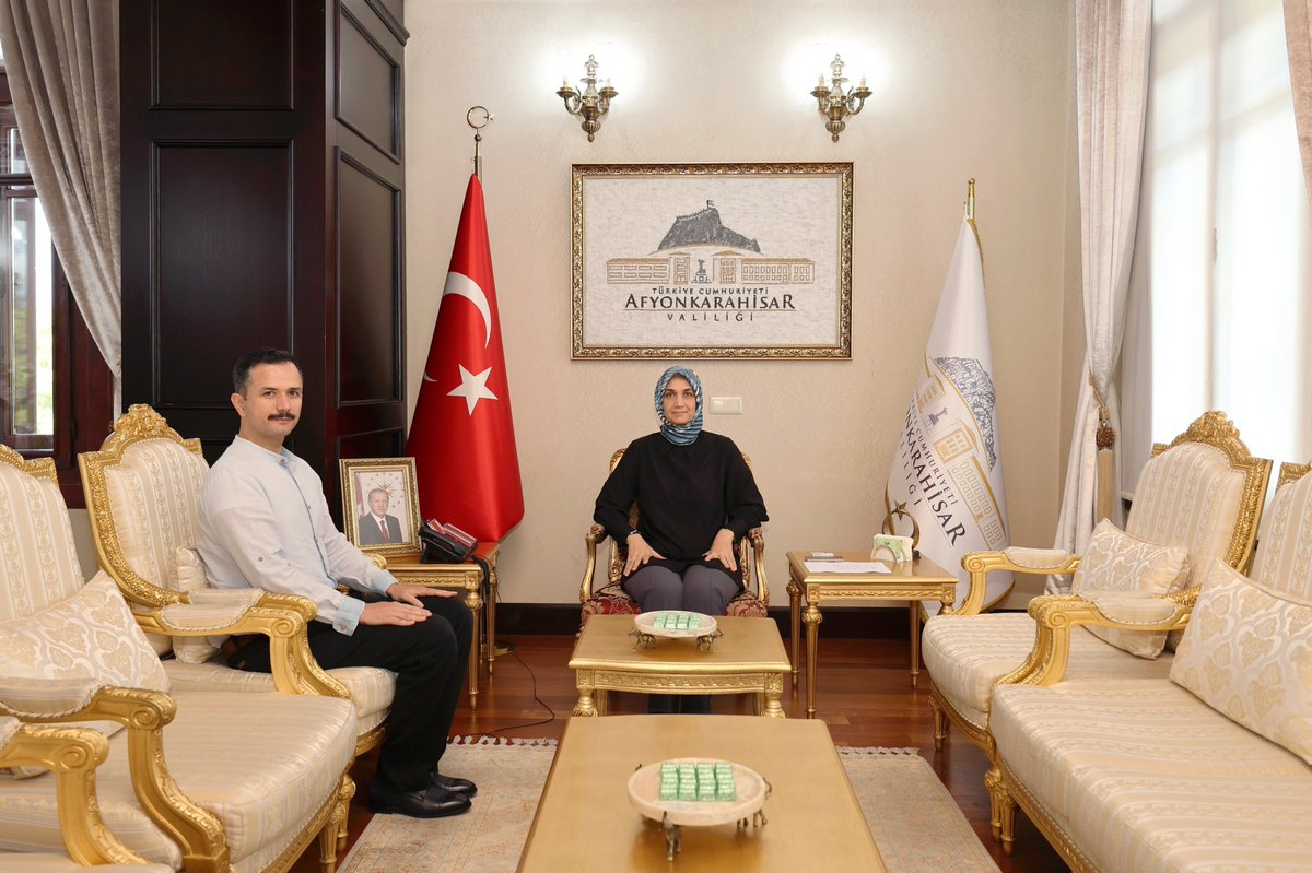 Afyonkarahisar Valisi, Türkiye İstatistik Kurumu Başkan Yardımcısı'nı Kabul Etti