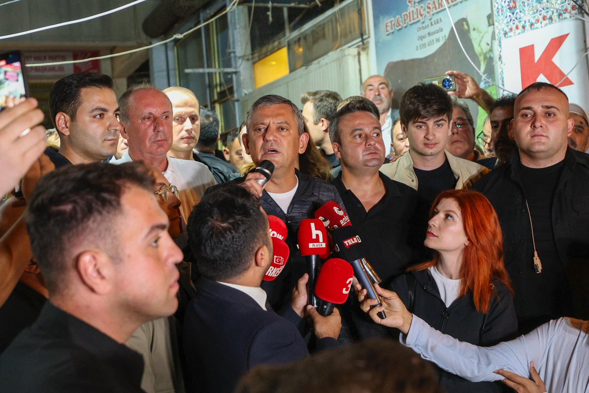 Özgür Özel ve Faruk Duha Erhan Afyonkarahisar'da Coşkulu Ziyaret Gerçekleştirdi