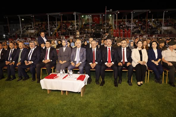 Zafer Haftası Etkinliklerine Ticaret ve Sanayi Odası'ndan Yoğun Katılım