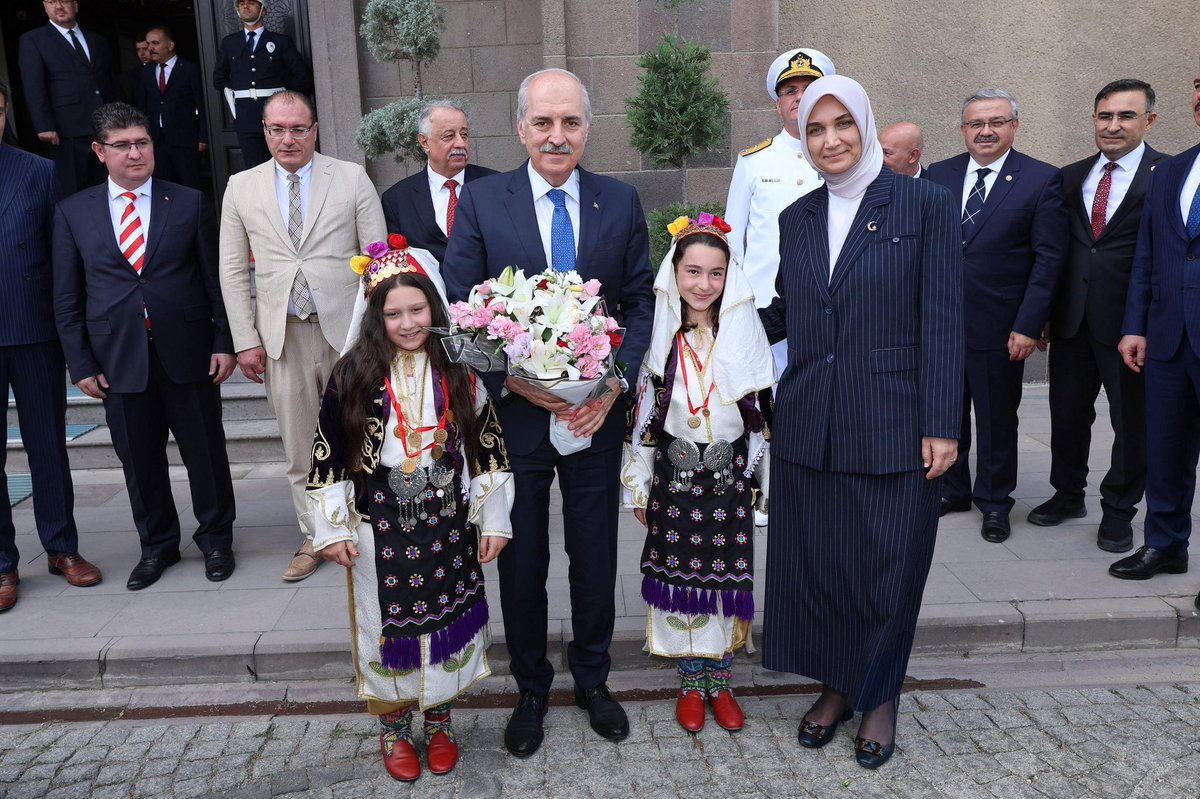 TBMM Başkanı Kurtulmuş, Afyonkarahisar Valisi Yiğitbaşı’nı Ziyaret Etti