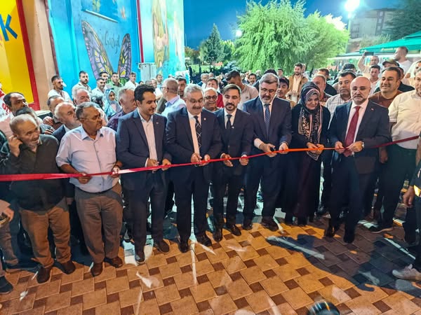 Afyonkarahisar'da Yeni Park ve Çay Bahçesi Açılışı Yapıldı