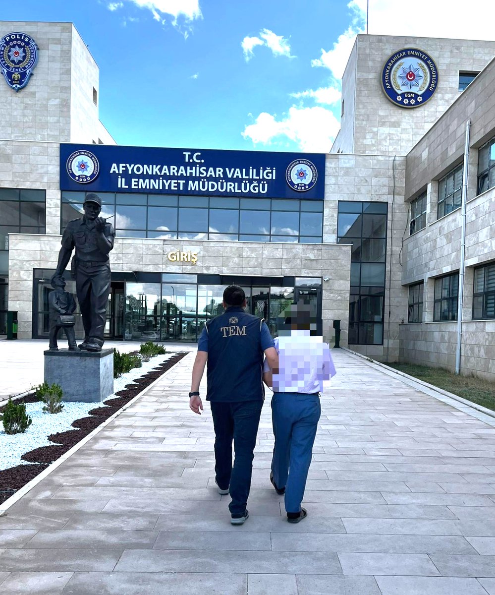 Afyonkarahisar'da FETÖ'den Kaçak Finansçı Yakalandı