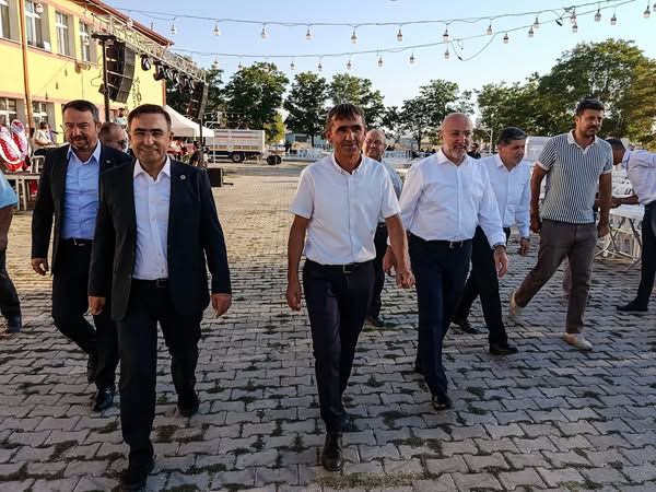 AK Parti Afyonkarahisar Heyeti, Düğün Cemiyetine Katıldı
