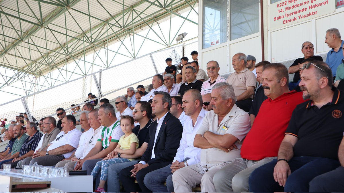 Dinar Belediyespor'un Sezon Açılışına CHP İl Başkanı Erhan Katıldı