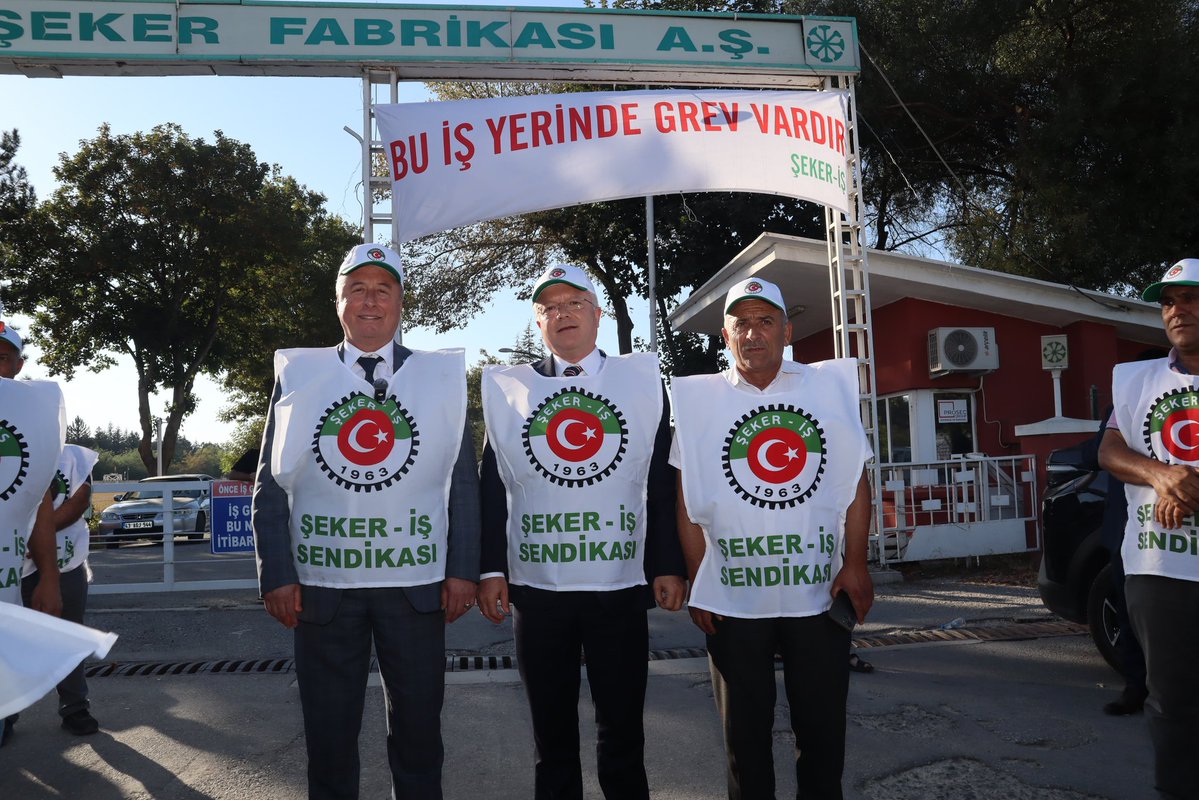 İyi Parti Heyeti Kütahya Şeker Fabrikası Grevini Ziyaret Etti