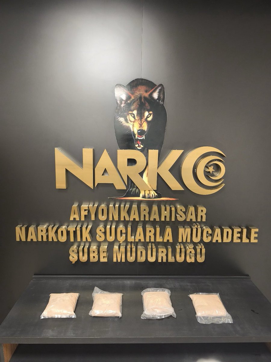 Afyonkarahisar'da Büyük Uyuşturucu Operasyonu: 4 Kg Uyuşturucu Ele Geçirildi