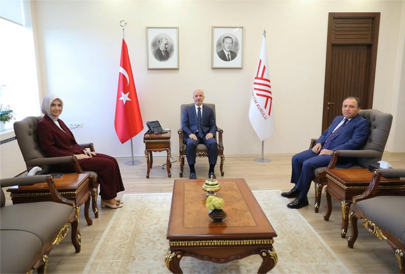 Afyon Kocatepe Üniversitesi Rektörü, YÖK Başkanı Özvar'ı Ziyaret Etti