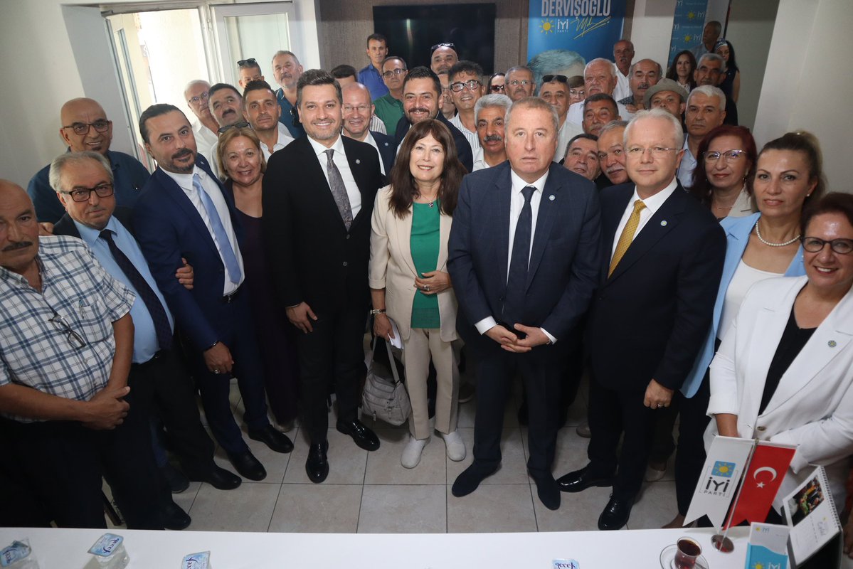 İyi Parti Heyeti Eskişehir'de Teşkilatla Buluştu