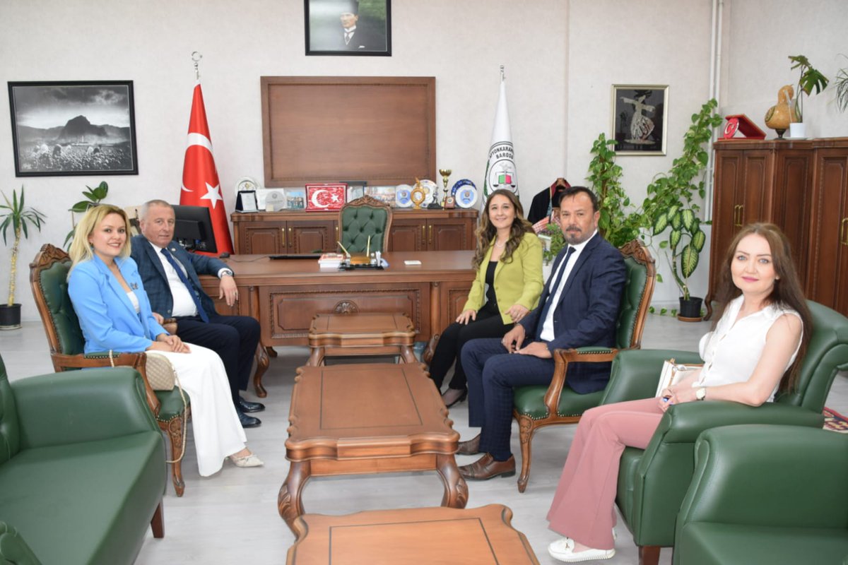 İyi Parti Milletvekili Av. Hakan Şeref Olgun, Afyonkarahisar Baro Başkanı'nı Ziyaret Etti