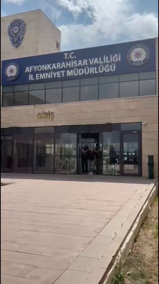 Afyonkarahisar Emniyet Müdürlüğü'nden Sanal Devriye Operasyonu