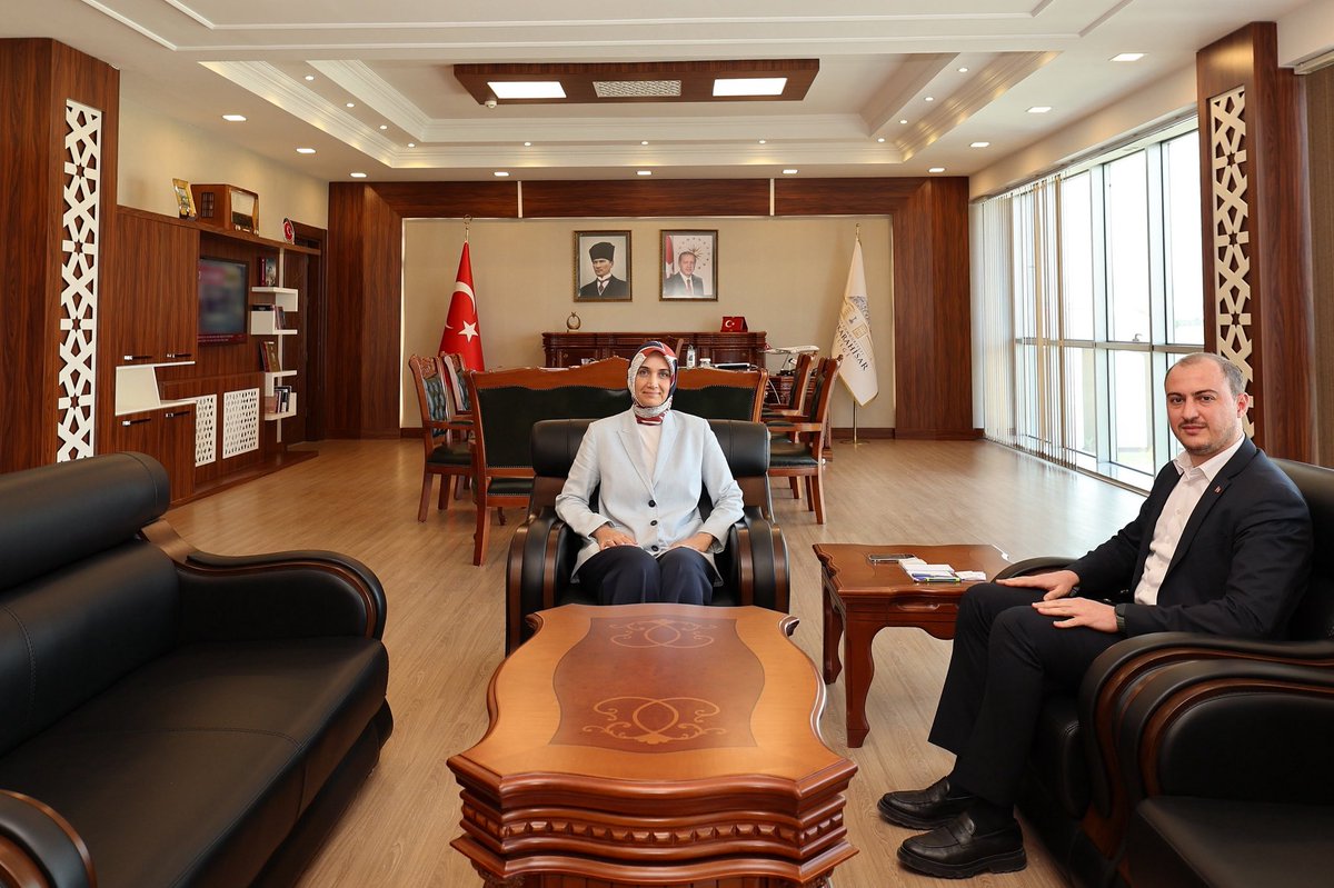 Afyonkarahisar Valisi Yiğitbaşı, Avukat Murat Bozok'u Kabul Etti