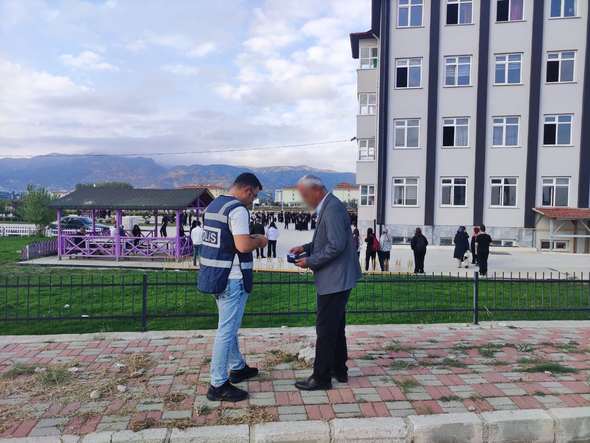 Afyonkarahisar'da Okullarda Güvenlik Önlemleri Artırıldı