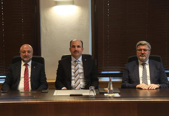 Afyonkarahisar AK Parti Heyeti Konya'da, Belediye Başkanlarıyla İş Birliği Toplantısı Gerçekleştirdi